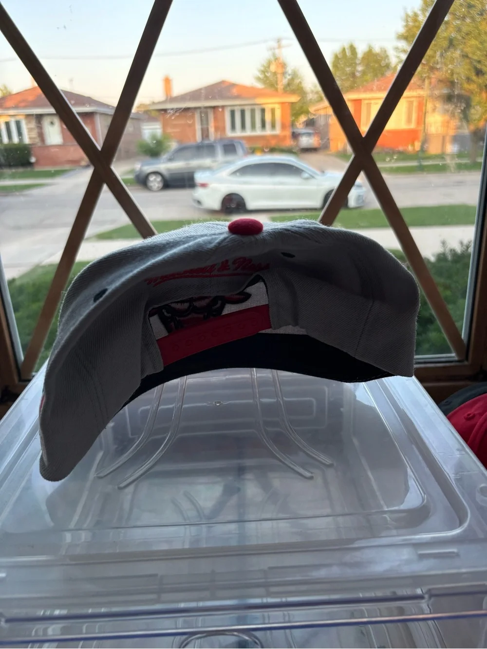 Mitchell & Ness Chicago Bulls Gray and Red Snapback Hat